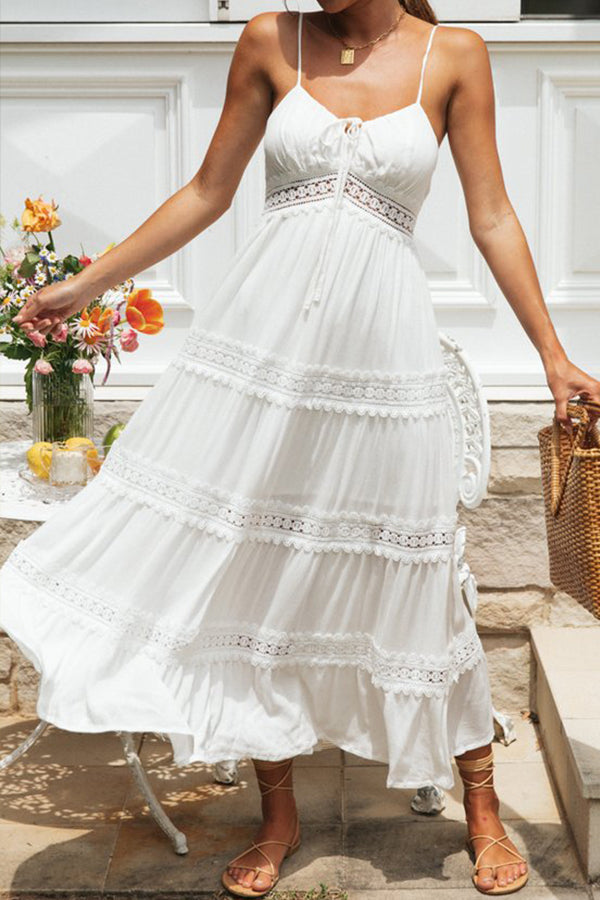 Bohemian style suspender dress with lace stitching and large swing skirt