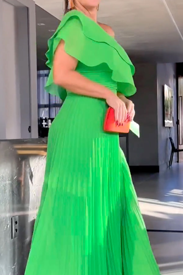 Asymmetric Plain Pleated Loose One-Shoulder Maxi Dresses