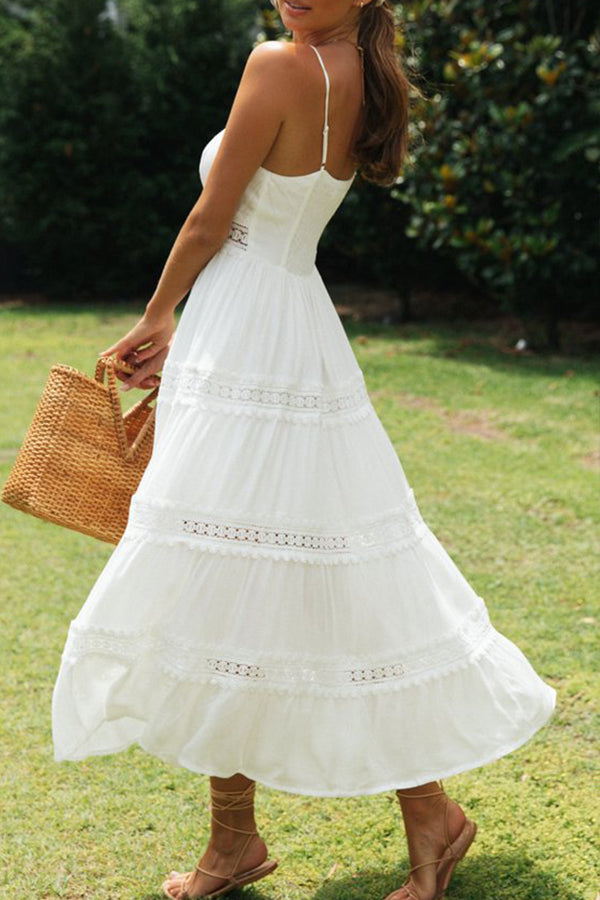 Bohemian style suspender dress with lace stitching and large swing skirt