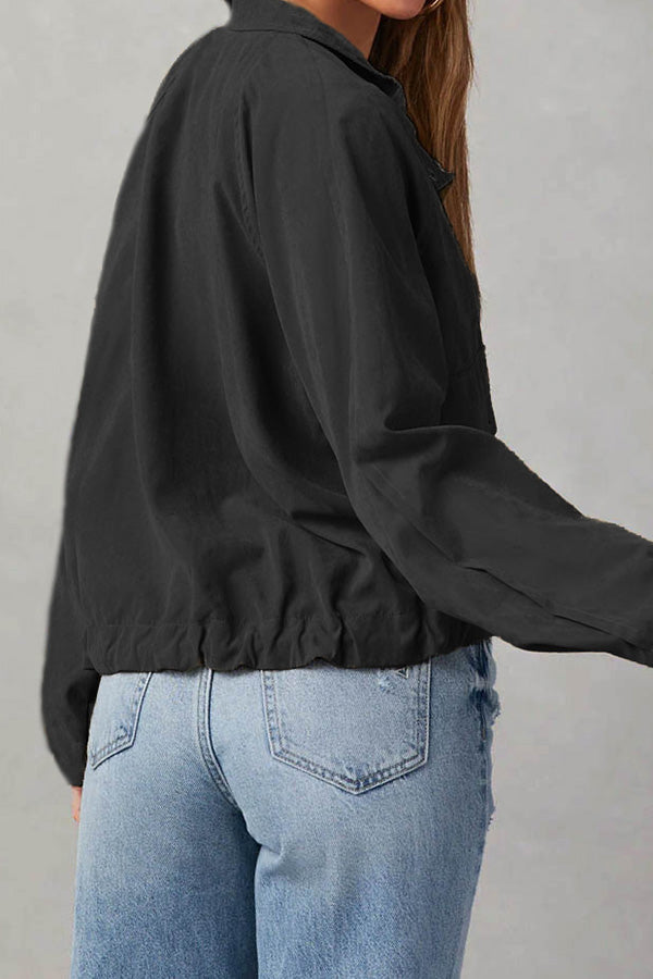 Veste midi à revers à carreaux brossés, plusieurs boutons et deux poches 