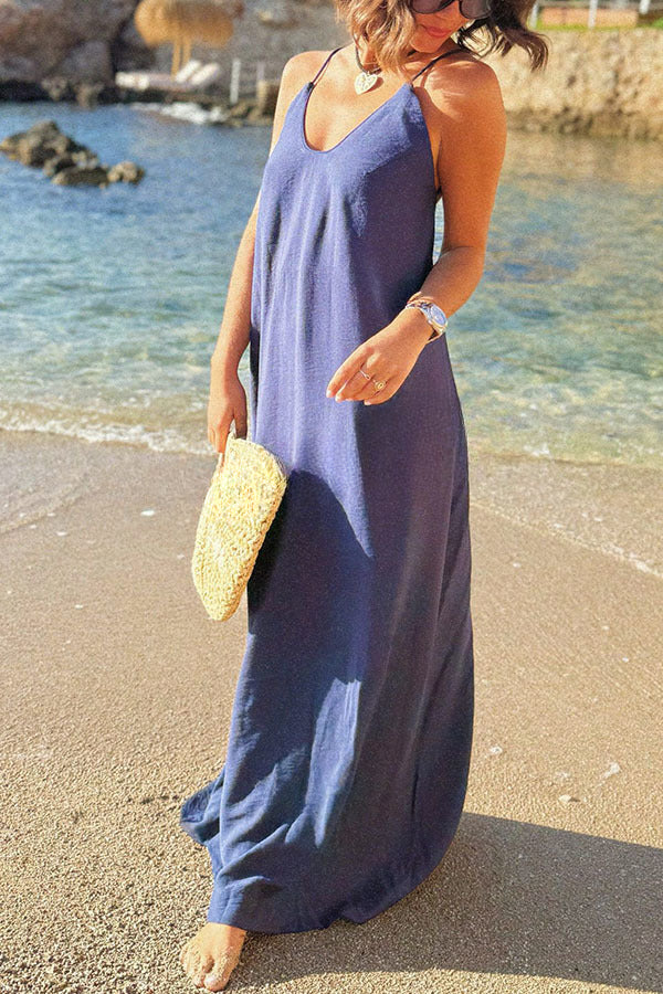 Robe longue fendue dos nu à bretelles et détails perlés uniques de Sunny Beach