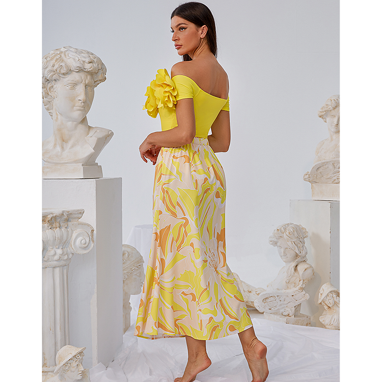 Maillot de bain et jupe à décor de fleurs 3D 