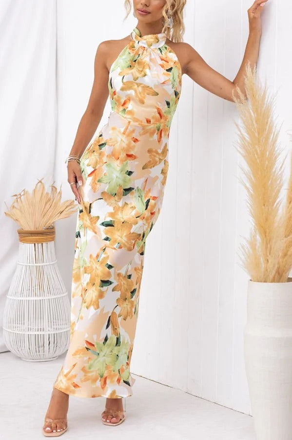 Robe longue dos nu en satin à fleurs Happier Now 
