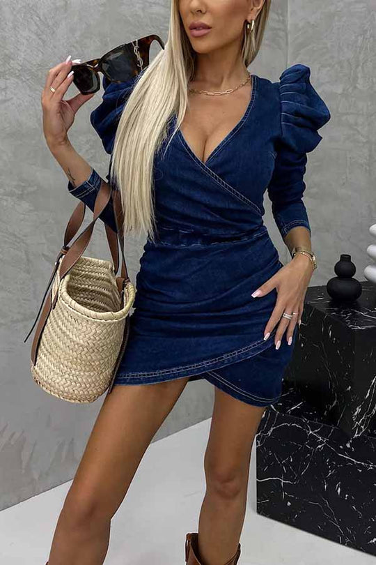 Robe mini-jupe en denim extensible à manches bouffantes et froncée 