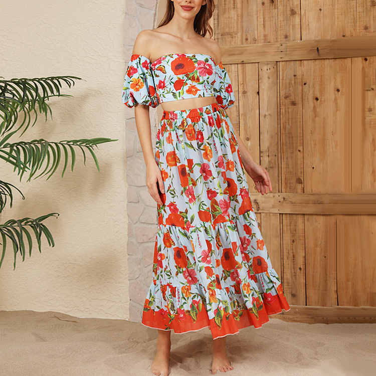 Maillot de bain et jupe bikini à imprimé floral 