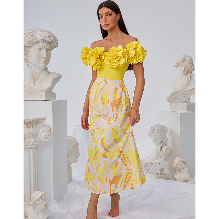 Maillot de bain et jupe à décor de fleurs 3D 