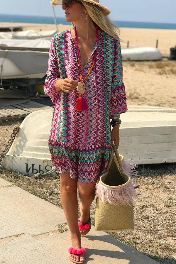 Mini-robe de plage décontractée à imprimé ondulé coloré Hailee