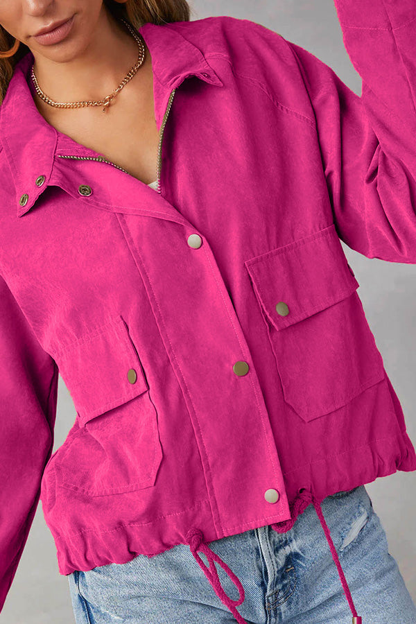 Veste midi à revers à carreaux brossés, plusieurs boutons et deux poches 