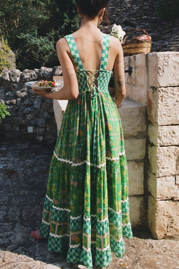 Robe longue à imprimé unique, buste froncé, dos lacé