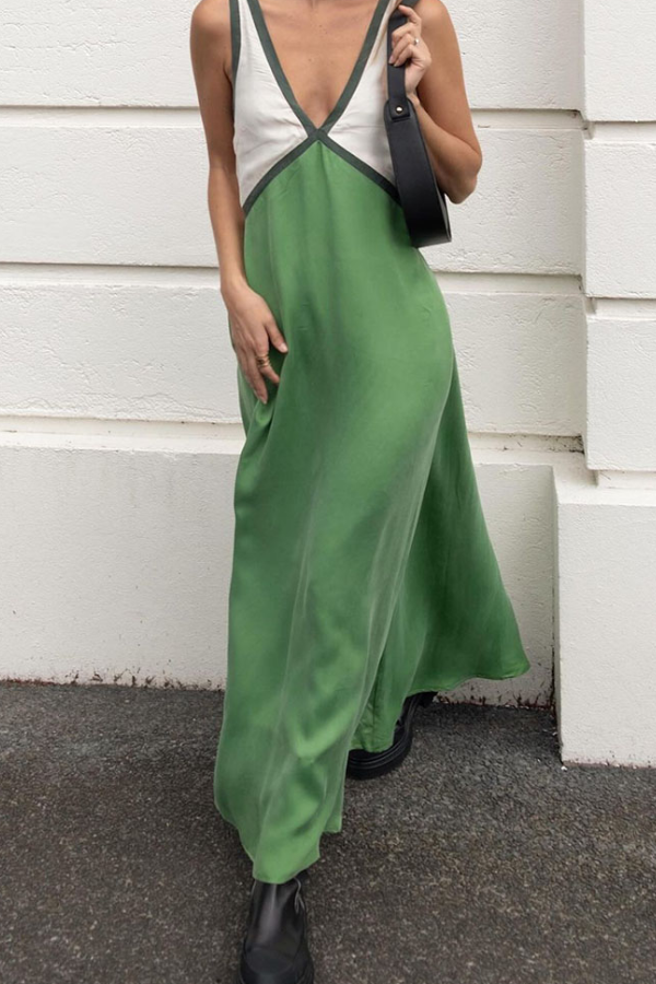 Robe chic à col en V et couleurs contrastées