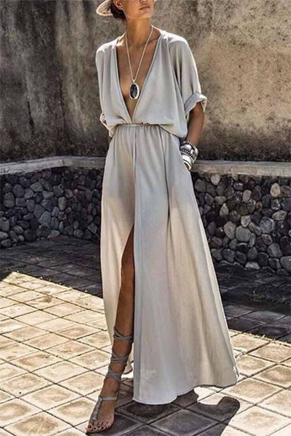 Robe longue fendue à col en V profond et manches mi-longues de couleur unie 