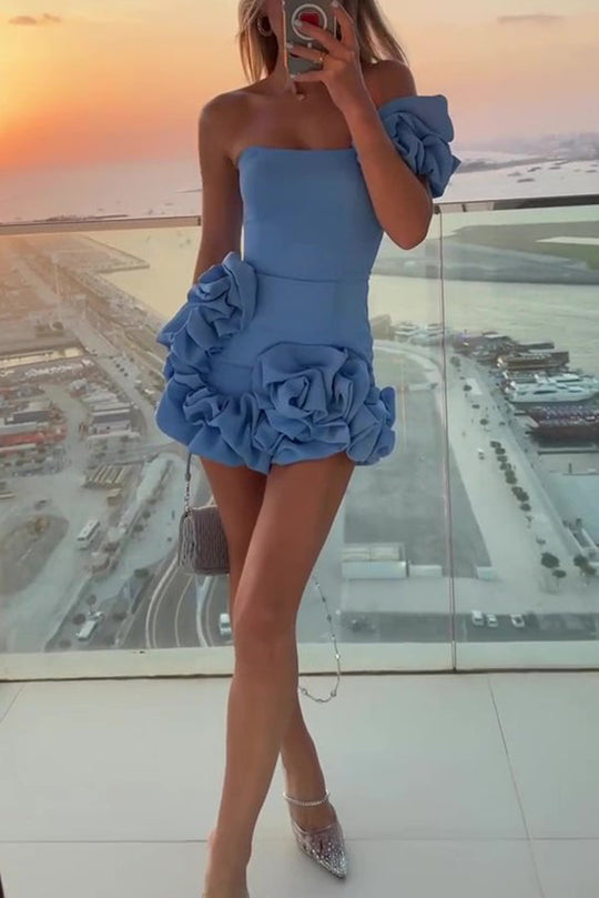 Entzückendes und elegantes Vibe – Schulterfreies Minikleid mit Volant 