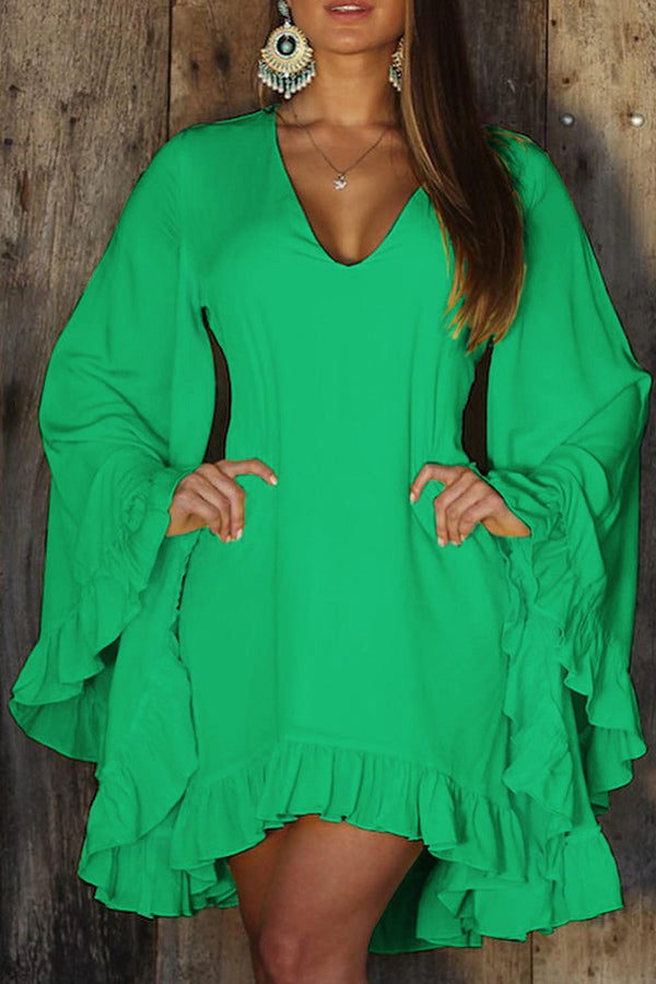 Elegantes Pulloverkleid aus Polyester mit V-Ausschnitt und unregelmäßigem Rock 
