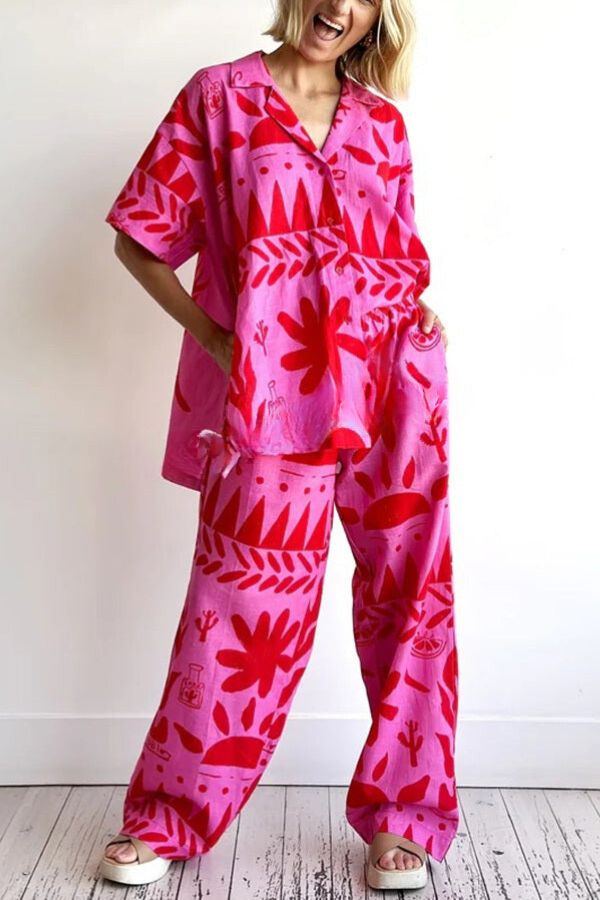 Altos Unique Set aus Hemd mit bedruckter Tasche und Hose mit elastischem Bund 
