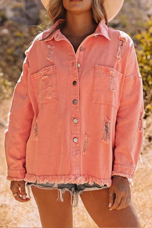 Veste en jean usée à ourlet brut avec poches poitrine