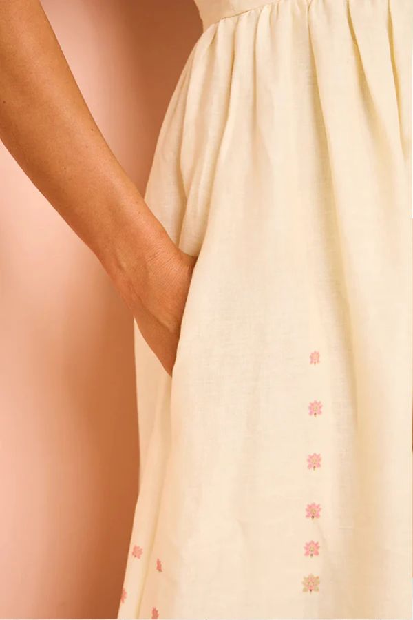 Robe longue ample à bretelles et poches, imprimé unique en mélange de lin et de fleurs paradisiaques
