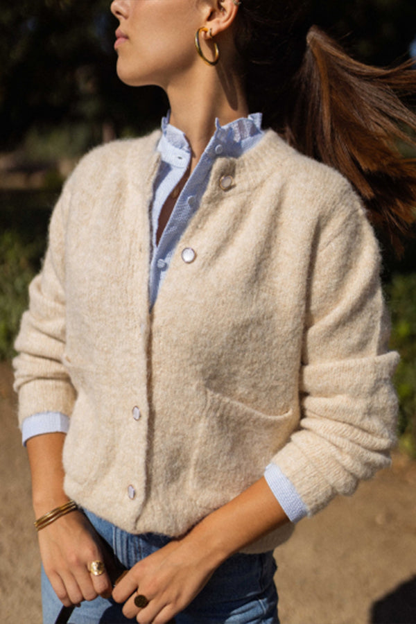 Loose and simple round neck sweater cardigan