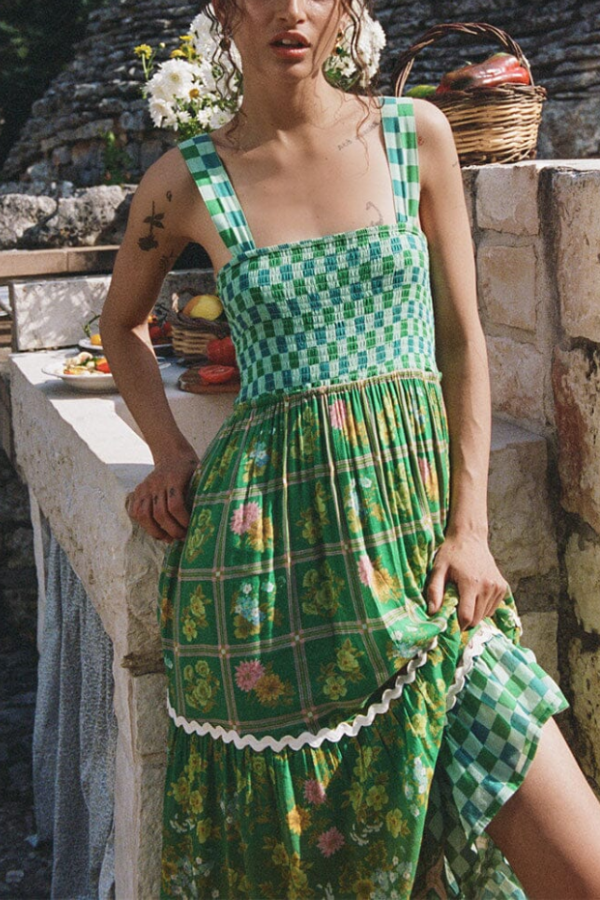 Robe longue à imprimé unique, buste froncé, dos lacé
