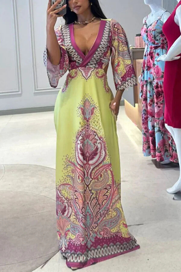 Robe longue de vacances dos nu à manches cloche et imprimé style palais