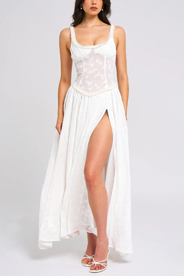 Ulissa – Hellgrünes Maxikleid mit Jacquard-Struktur und quadratischem Ausschnitt und hohem Schlitz