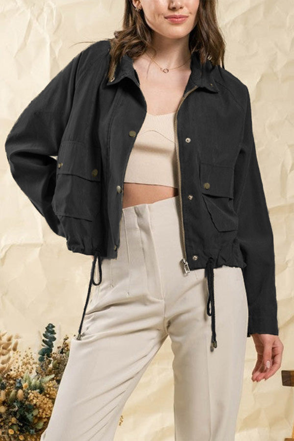 Veste midi à revers à carreaux brossés, plusieurs boutons et deux poches 