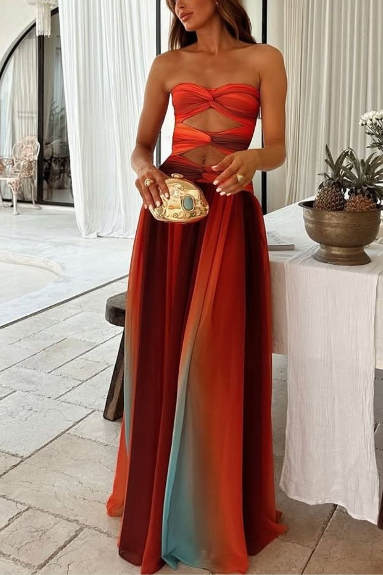 Robe longue de vacances Sardinia Sunset en maille imprimée, à découpes torsadées et épaules dénudées