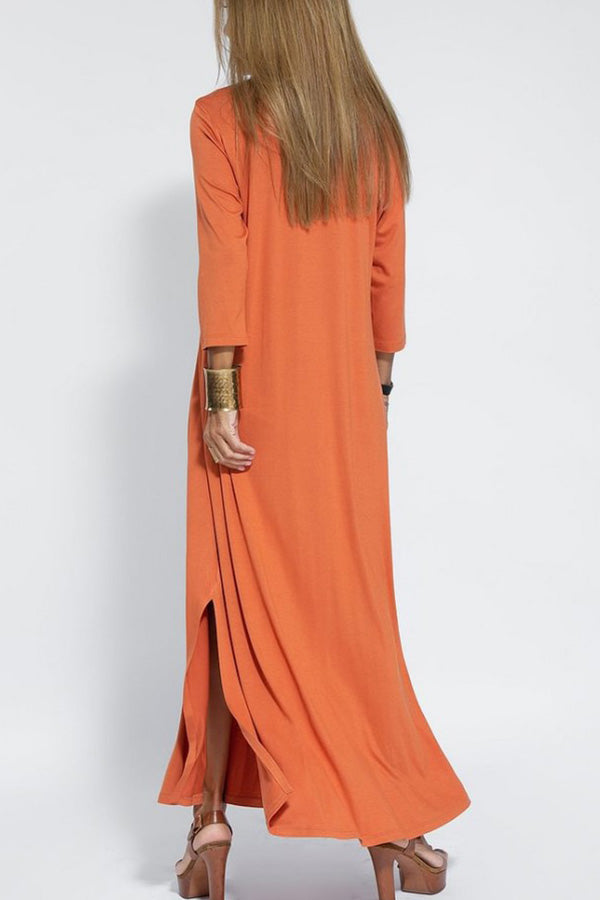 Robe longue fendue en tricot à manches trois-quarts et col en V de couleur unie