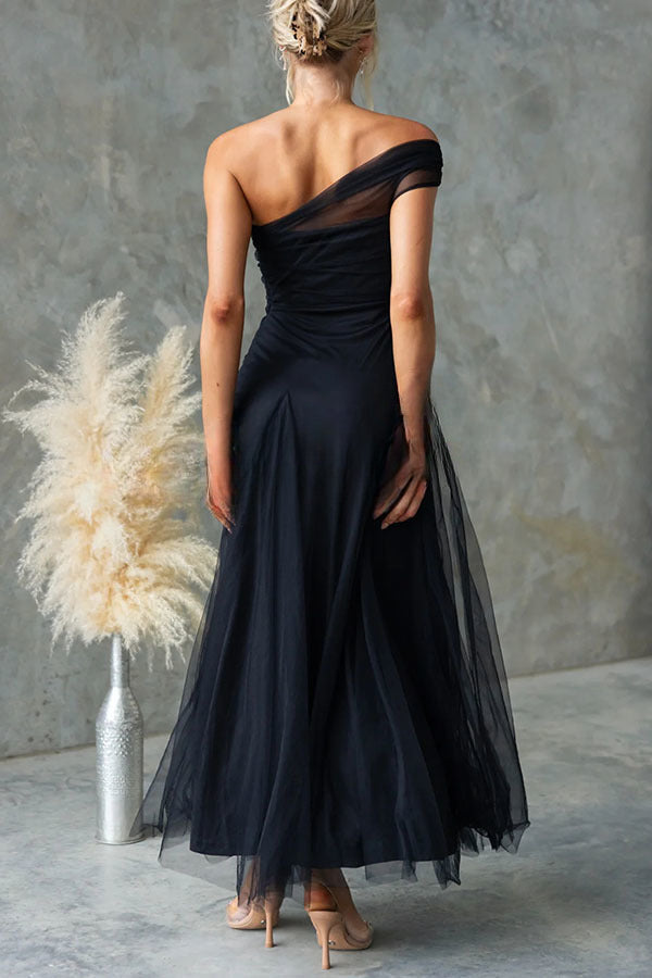 Robe longue de soirée en tulle à une épaule Grace Vibes