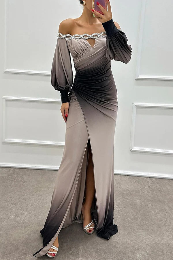 Robe longue Julieta à imprimé dégradé, col bateau, épaules dénudées, détails de pierres précieuses, fente