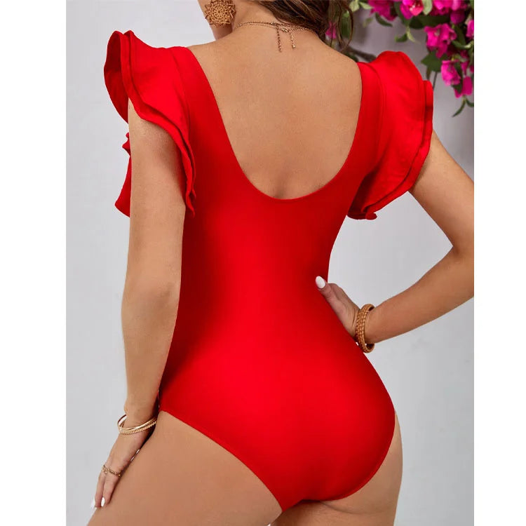 Maillot de bain une pièce à lacets et volants et paréo 
