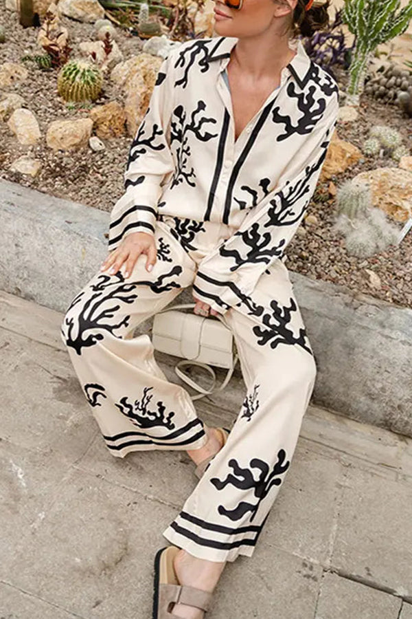 VOM SCHREIBTISCH ZUM ABENDESSEN SATIN-OVERSIZE-BLUSE MIT EINZIGARTIGEM DRUCK UND BUTTON-DOWN-MUSTER 