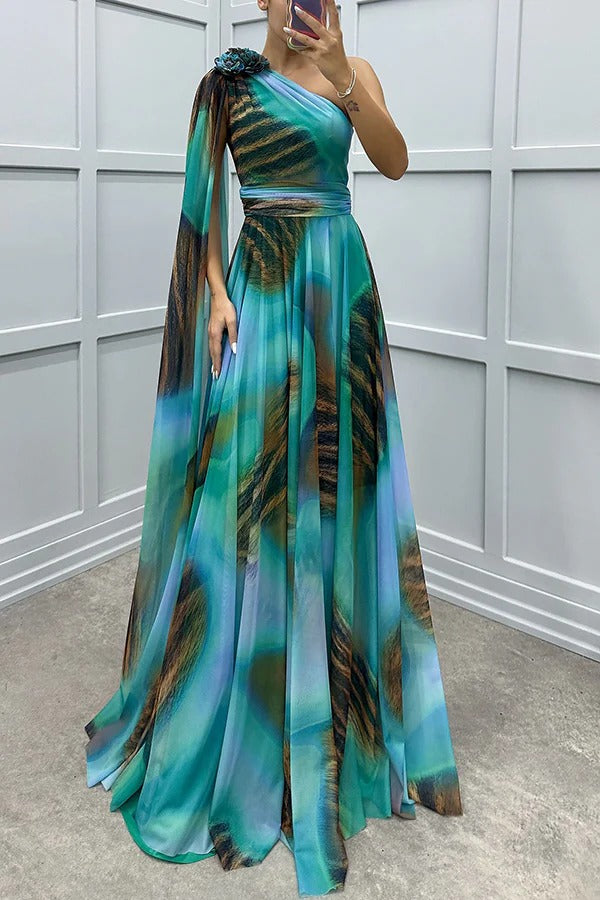 Robe longue à imprimé floral unique Lucia, asymétrique, manches drapées