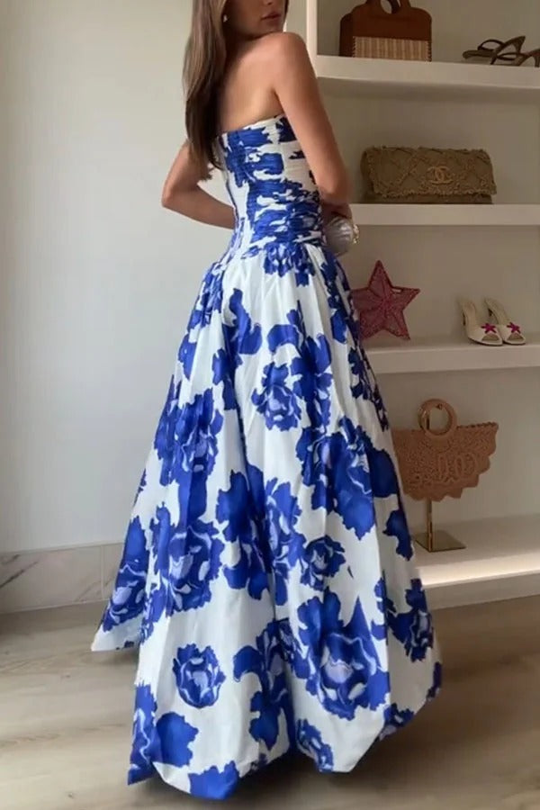 Robe longue à épaules dénudées et corsage froncé à ourlet bouffant et imprimé floral Perfect Moment