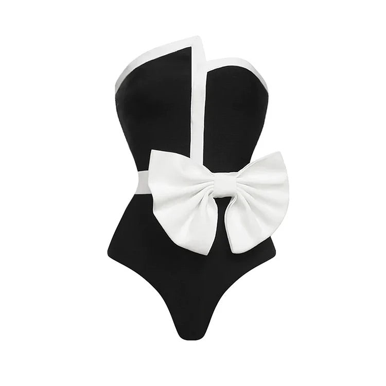 Maillot de bain une pièce avec nœud papillon et jupe à épaules dénudées 