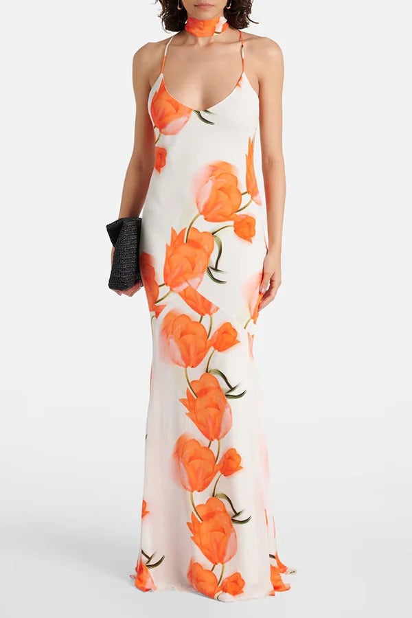 Charmante robe longue évasée à imprimé tulipes, dos nu, bretelles croisées et foulard