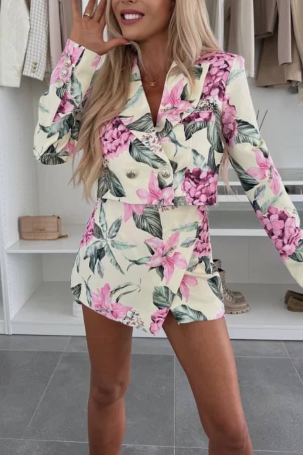 Picture Perfect Botanical Floral Print Long Sleeve Lapel Crop Blazer