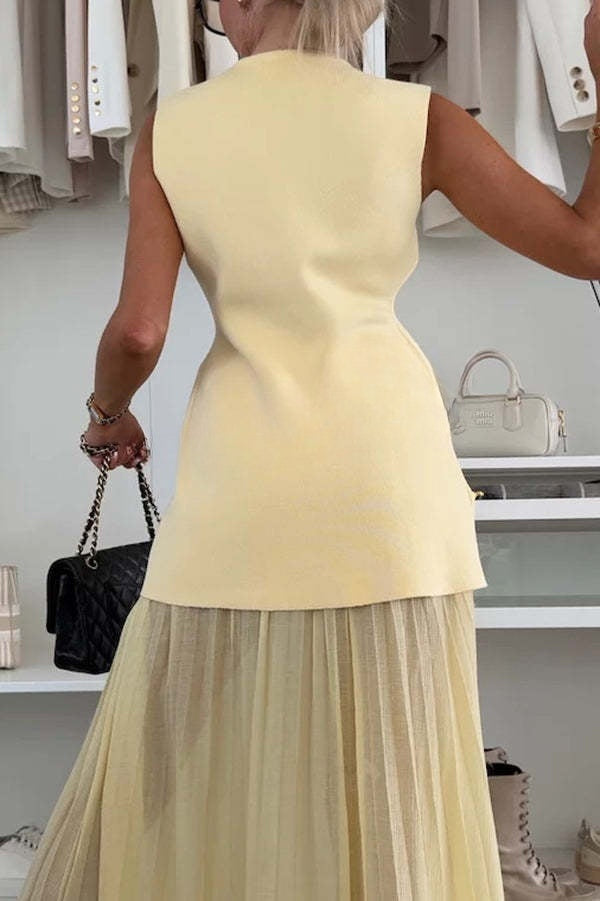 Stylish and Elegant Knit Gold Buttons V-neck Loose Vest
