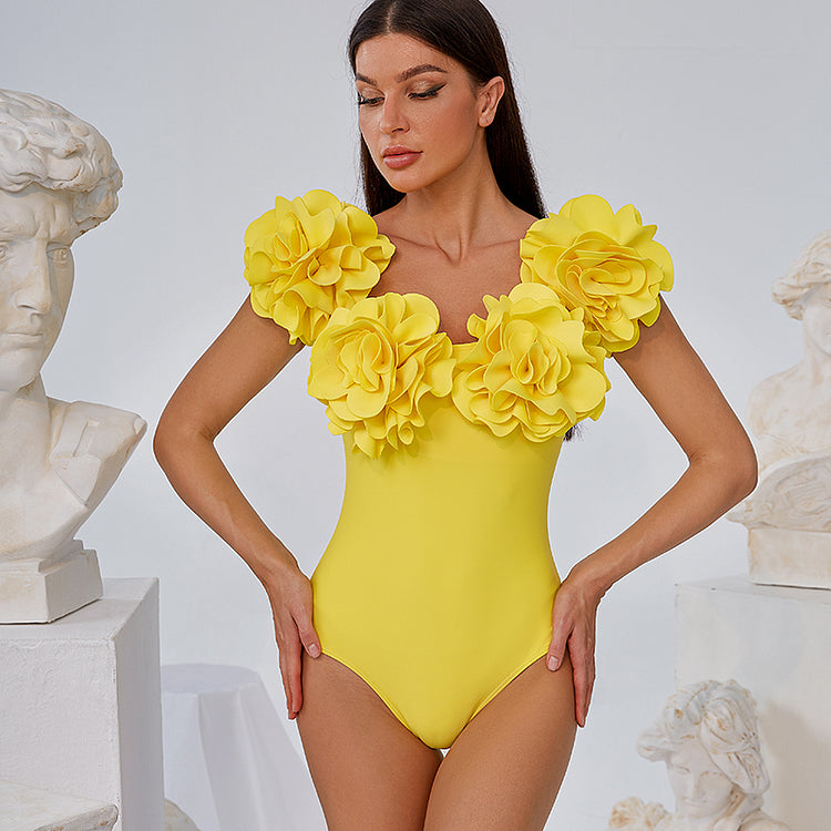 Maillot de bain et jupe à décor de fleurs 3D 