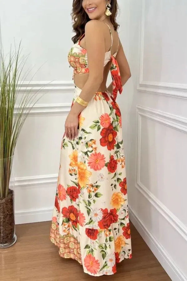 MONET – Blooming Rose – Maxikleid mit Cut-out und Bindeband am Rücken