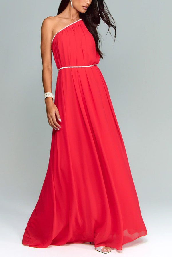 Robe longue trapèze Elly asymétrique avec détails en strass et ceinture amovible 
