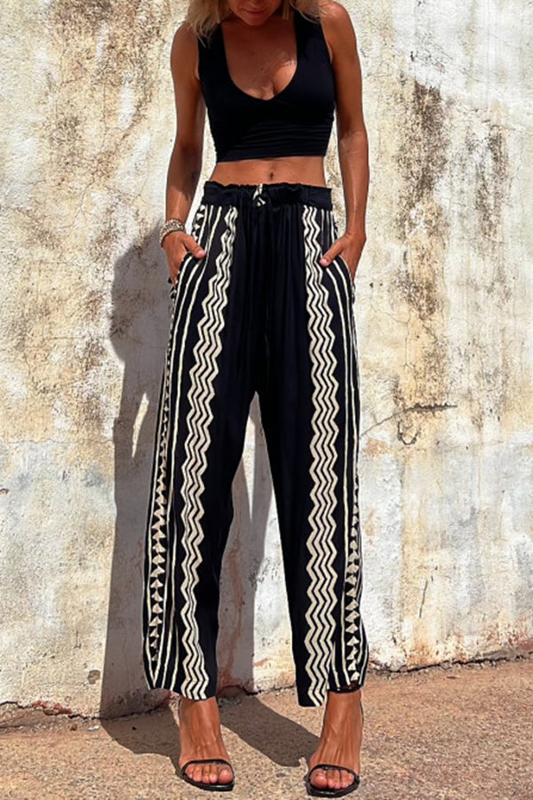 Got It Good Hose mit Ethno-Print und Taschen in der Taille