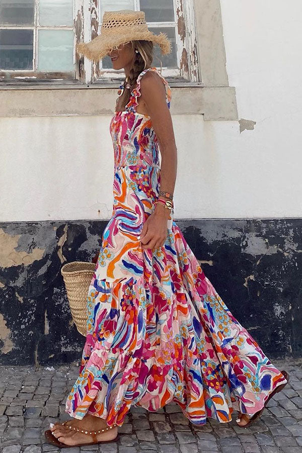 Robe longue de vacances à smocks imprimée et intemporelle