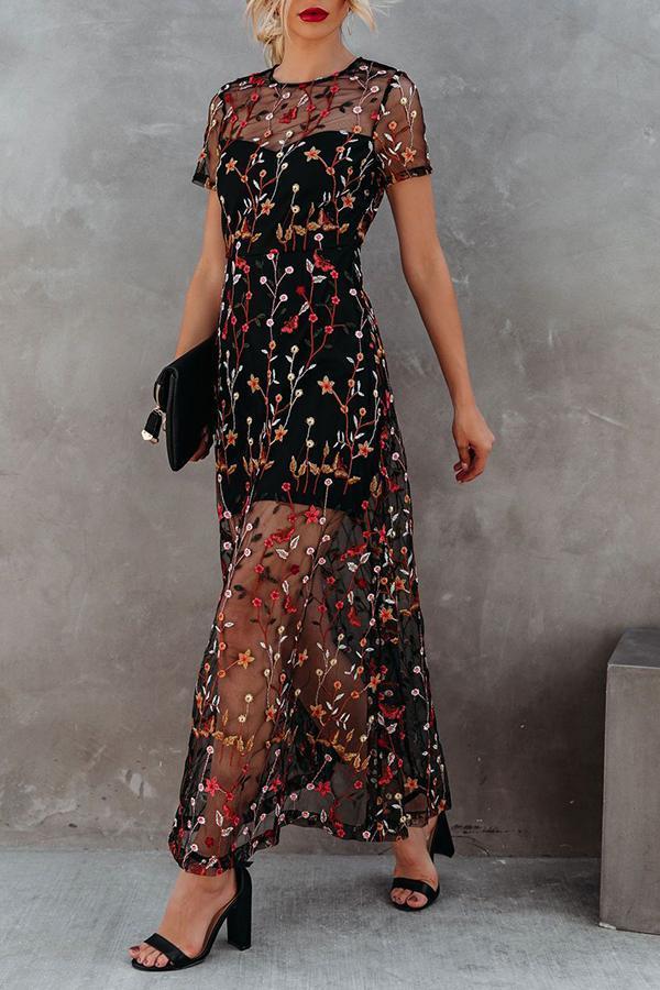Romantic Getaway Embroidered Mesh Floral Maxi Dress