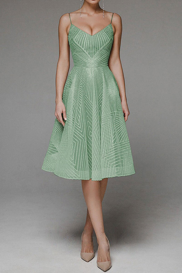 Robe trapèze élégante à bretelles et col en V