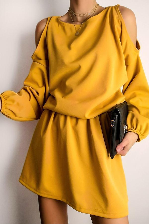 Einfarbiges schulterfreies Kleid