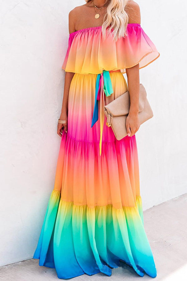 Robe longue élégante à épaules dénudées et motif arc-en-ciel