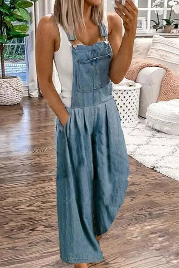 Lässiger, einfarbiger, trägerloser Jumpsuit mit Taschenfalten
