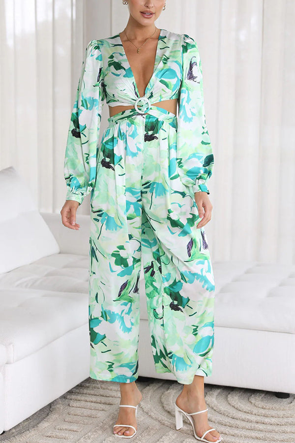 Jumpsuit mit Blumenmuster, Cut-Outs und Taschen an der Taille 
