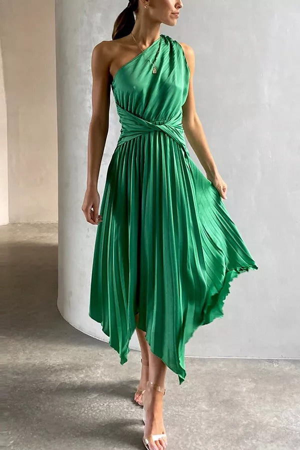 Plissiertes Midikleid aus Satin mit One-Shoulder-Träger